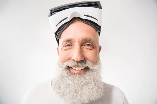 Man with virtual reality headset — Stock Photo