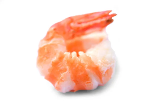 Vařené oranžové krevety izolovaných na bílém pozadí. — Stock fotografie