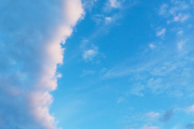 Cloud, temiz enerji güç, açık havada arka plan mavi gökyüzü