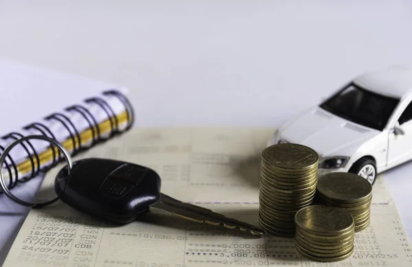 Auto verzekering en auto service. Boekhouding en financieel concept. — Stockfoto