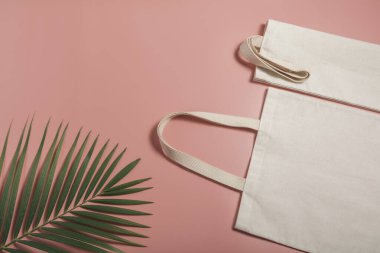 Beyaz çanta bezi kumaş. Kopya alanı olan kumaş torbası..