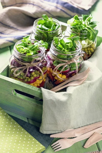 Домашний овощной салат — стоковое фото