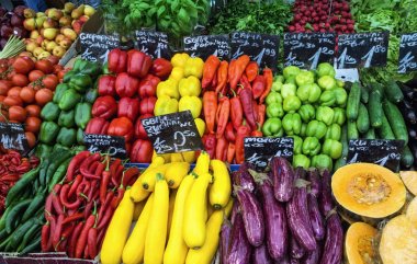Naschmarkt Viyana'nın en popüler Pazar
