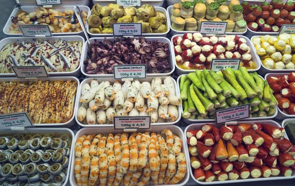 Naschmarkt O mercado mais popular de Viena — Fotografia de Stock