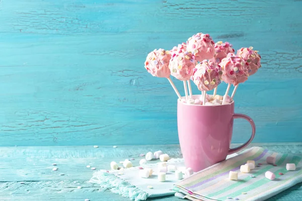 ピンクのケーキ ポップス — ストック写真