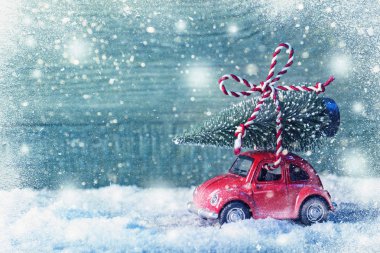 Kırmızı retro otomobil 