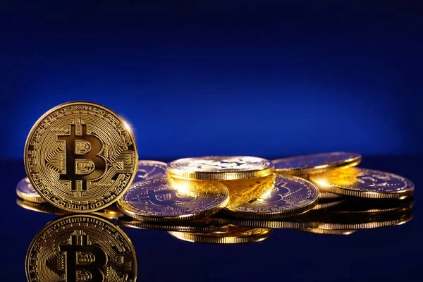 Bitcoins de oro — Foto de Stock