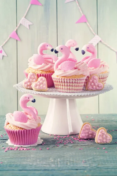 Flamingó kupa sütemények — Stock Fotó