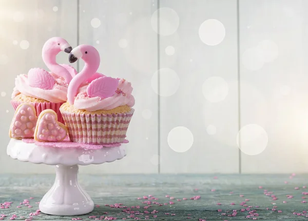 Flamingo cup cakes — Stock Photo, Image