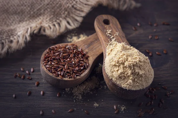 Linseed Flour Wooden Spoon Isolated White Background — Stock Photo, Image