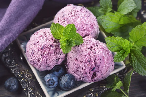 Homemade Blueberry Ice Cream Fresh Mint — Stock Photo, Image