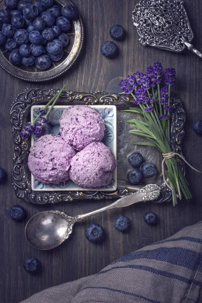 Homemade Blueberry Lavender Ice Cream — Stock Photo, Image