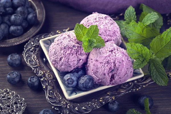 Helado Casero Arándanos Con Menta Fresca — Foto de Stock