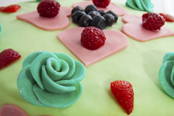 Gâteau coloré doux — Photo