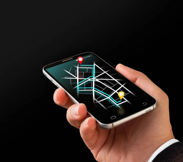 Primer plano GPS Navegación en Smartphone. Uso del concepto de dispositivo de navegación móvil — Foto de Stock