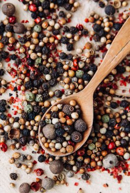 çok renkli biber, kaşık, siyah