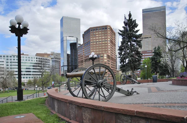 Store Kanoner Foran Capitol Bygningen Denver Colorado Usa – stockfoto