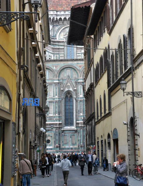 Clásica Calle Antigua Centro Florencia Italia Con Cúpula Duomo Fondo — Foto de Stock