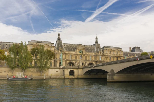 Schöne Aussicht Vom Fluss Auf Das Museum Paris Frankreich — Stockfoto