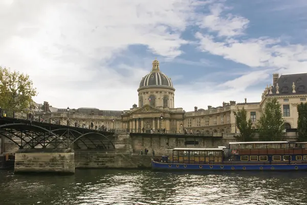Звернімо Увагу Прекрасний Старий Кам Яний Насип Річці Сена Парижі — стокове фото