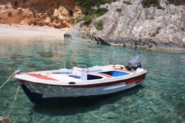 Navagio plaj tekne