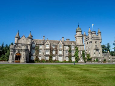 Balmoral Şatosu Aberdeenshire İskoçya'da. Balmoral Şatosu İngiliz Kraliyet ailesi İskoçya'da evi.