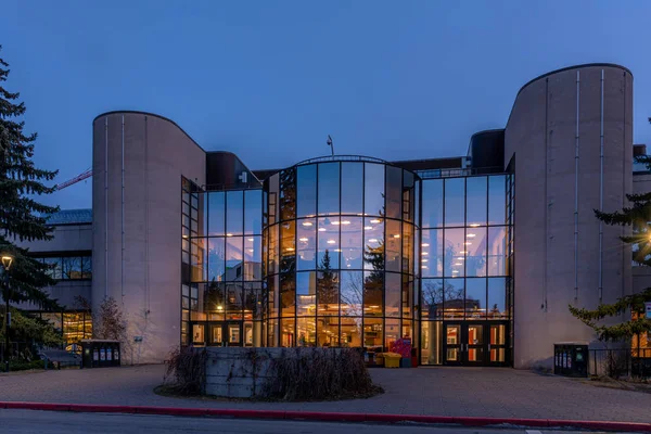 Calgary Alberta Novembro 2019 Fachada Exterior Edifício Moderno Campus Universidade — Fotografia de Stock