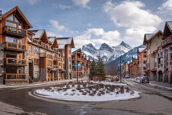 Luxury Homes Town Canmore Alberta Winter Canmore Popular Resort Community — Stock Photo, Image