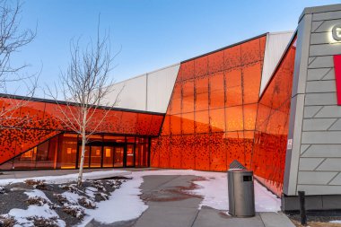 Calgary, Alberta 'daki Great Plains Dinlenme Merkezi, 12 Nisan 2020. Great Plains, Calgary 'nin güneydoğusunda yeni bir hokey sahası..
