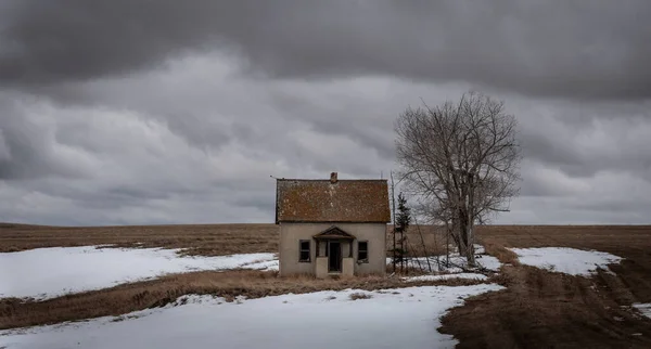 Casa Fazenda Abandonada Alberta Rural Durante Inverno — Fotografia de Stock