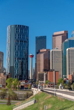 Güzel bir bahar sabahı Calgary 'nin ufuk çizgisi manzarası.