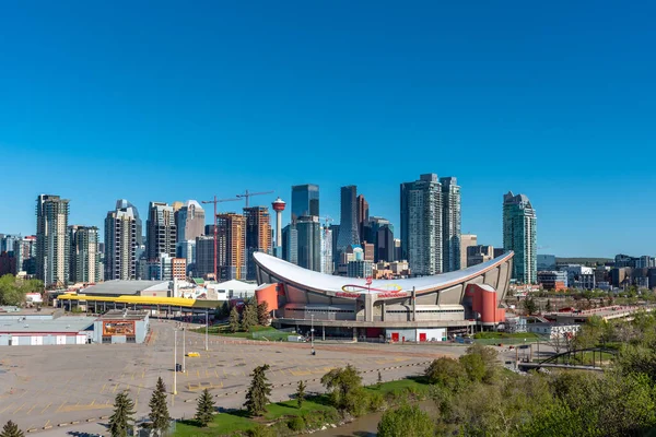 Calgary Alberta Maja 2020 Calgary Scotiabank Saddledome Panorama Centrum — Zdjęcie stockowe