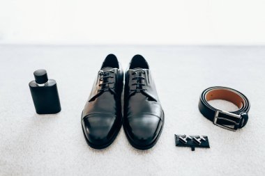 Beyefendi aksesuarları. Şık mamülleri seti.