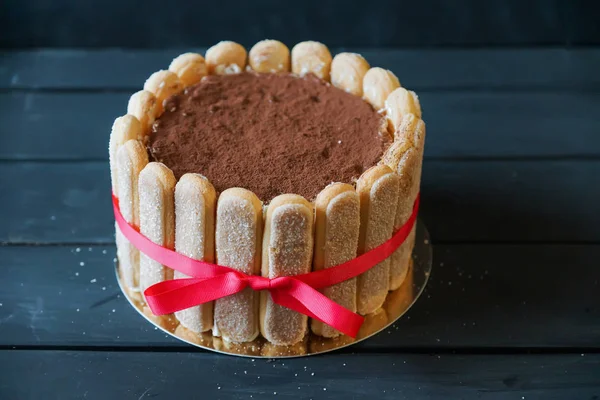 Güzel bisküvi pasta kurabiye etrafında ile — Stok fotoğraf