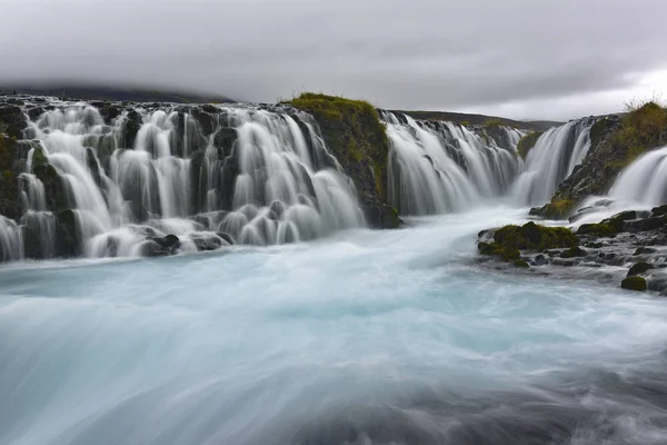 Bruarfoss (мосту падіння) Ісландії — стокове фото