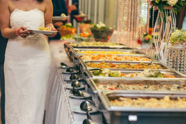 Catering cibo matrimonio buffet — Foto Stock