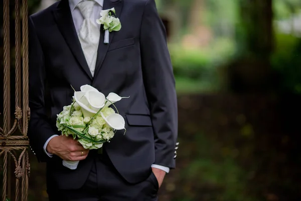 Hochzeit Dekor Blumen Braut — Stockfoto