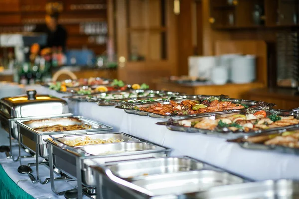 Catering bröllop mat buffé — Stockfoto