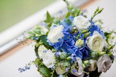 Gelin yüzük düğün çiçek