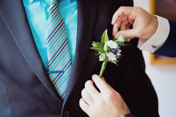 Λουλούδια γάμου Νύφη δαχτυλίδια — Φωτογραφία Αρχείου