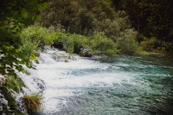 Vízesés természet Horvátország plitvize — Stock Fotó