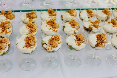 Catering ve düğünler için tatlılar 