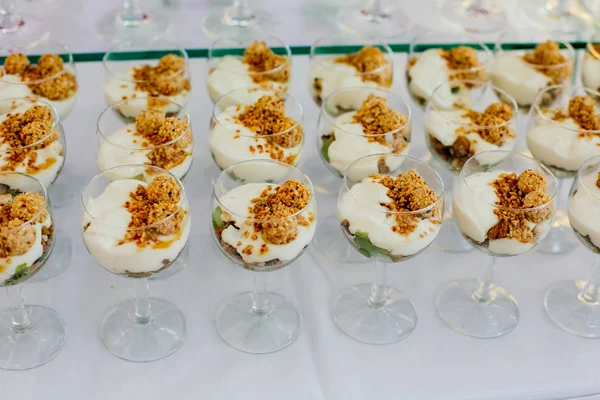 Catering ve düğünler için tatlılar 