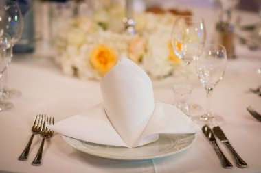 Düğün dekorasyon çiçek yeri