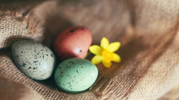 Velikonoční vejce pytloviny pozadí — Stock video