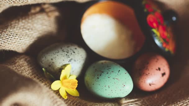 Easter eggs sackcloth background — Stock Video