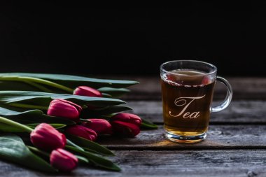 çay süt ahşap arka plan