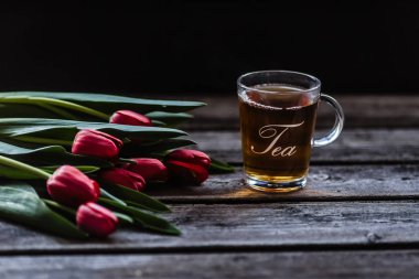 çay süt ahşap arka plan