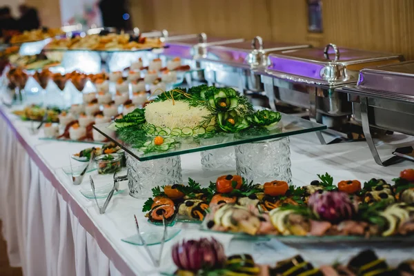 Catering comida boda buffet —  Fotos de Stock