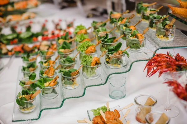 Catering comida casamento buffet — Fotografia de Stock